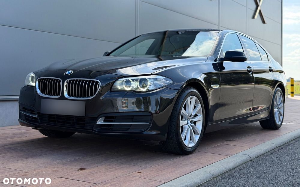 BMW Seria 5 520d xDrive Sport - 12