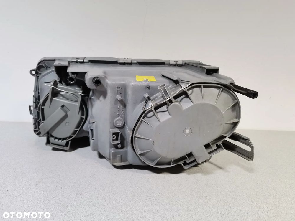Lampa Reflektor PRAWY MERCEDES W126 S-klasa 80-91 BOSCH - 4