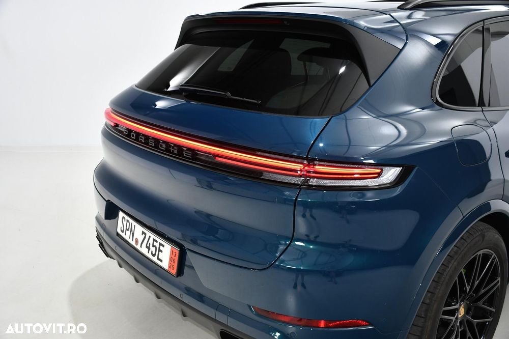 Porsche Cayenne - 33