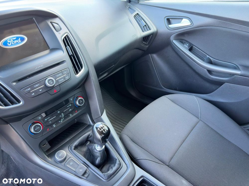 Ford Focus 1.5 EcoBoost Trend ASS - 15