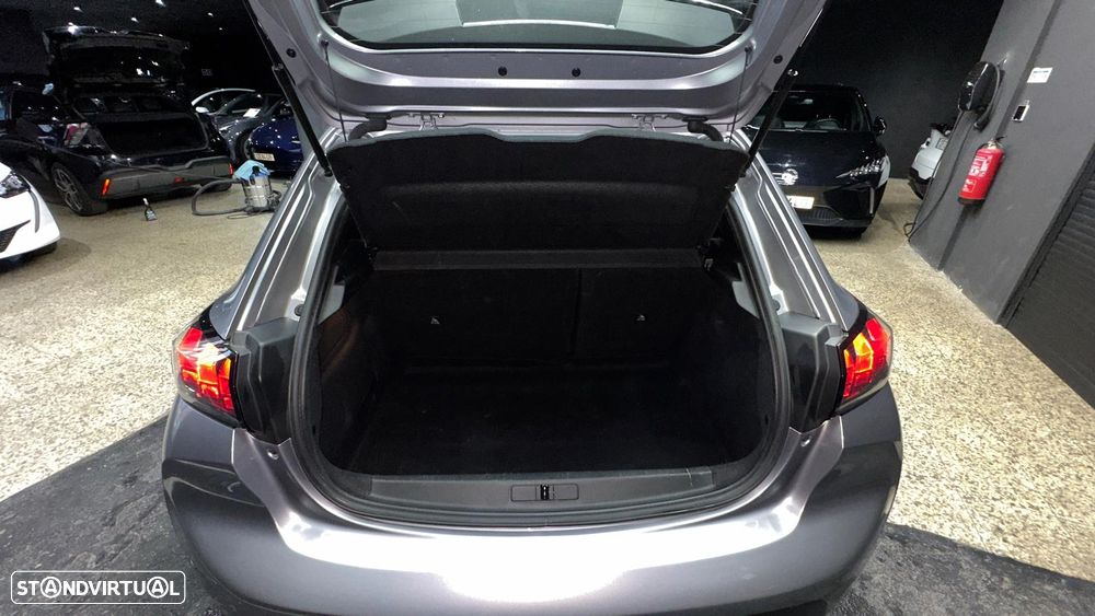Peugeot e-208 E-Style - 4
