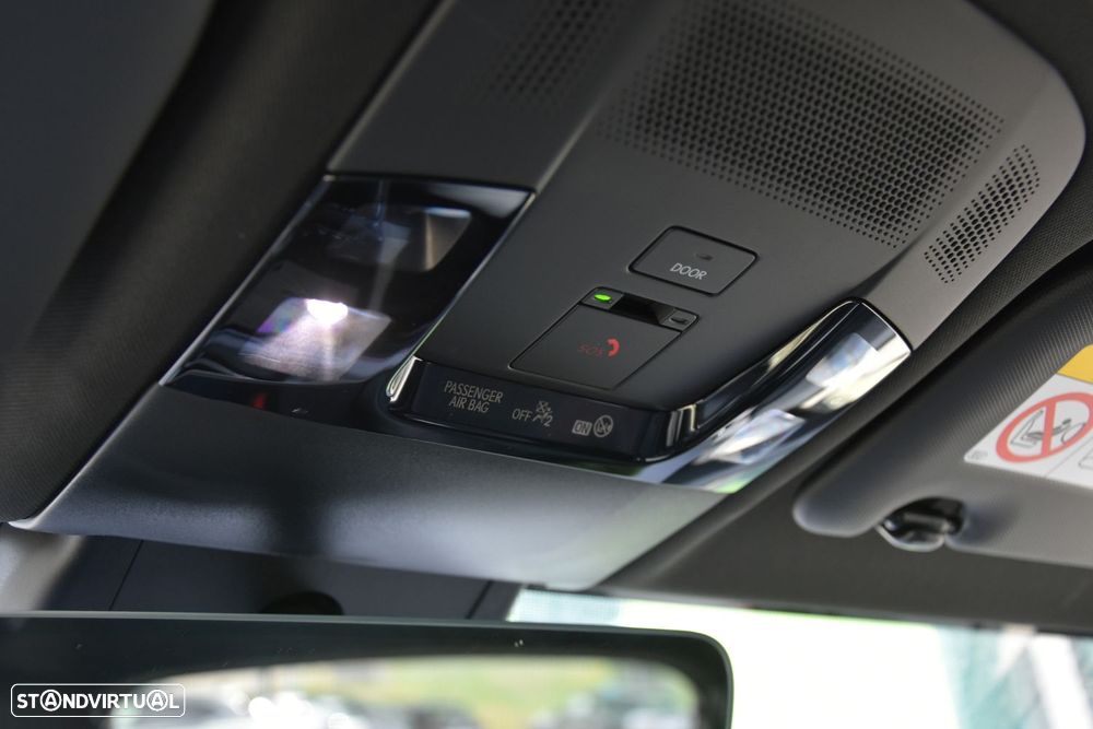 Lexus LBX Emotion - 31