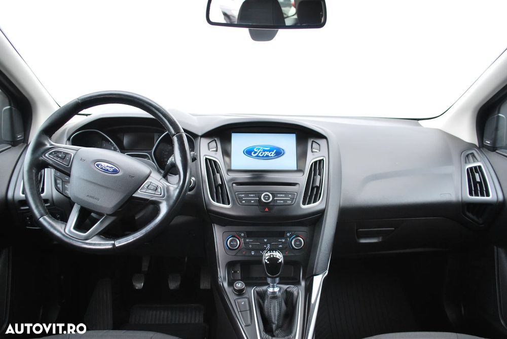 Ford Focus 1.5 TDCi Titanium - 21