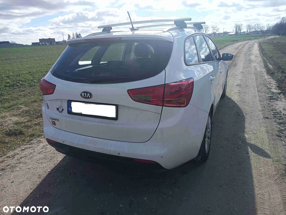 Kia Ceed 1.6 GDI L - 6