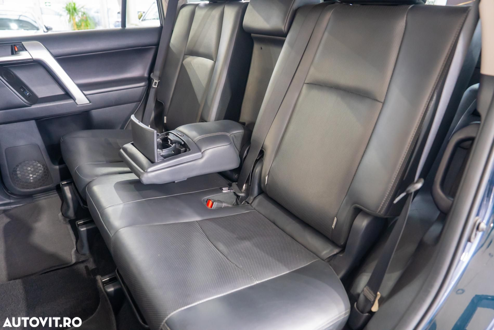 Toyota Land Cruiser 2.8 D-4D Automatik Executive - 23