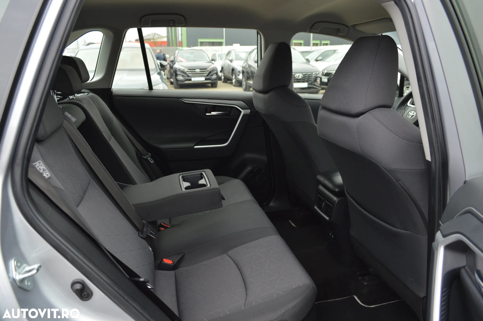 Toyota RAV4 2.5 4x4 Hybrid Comfort - 18