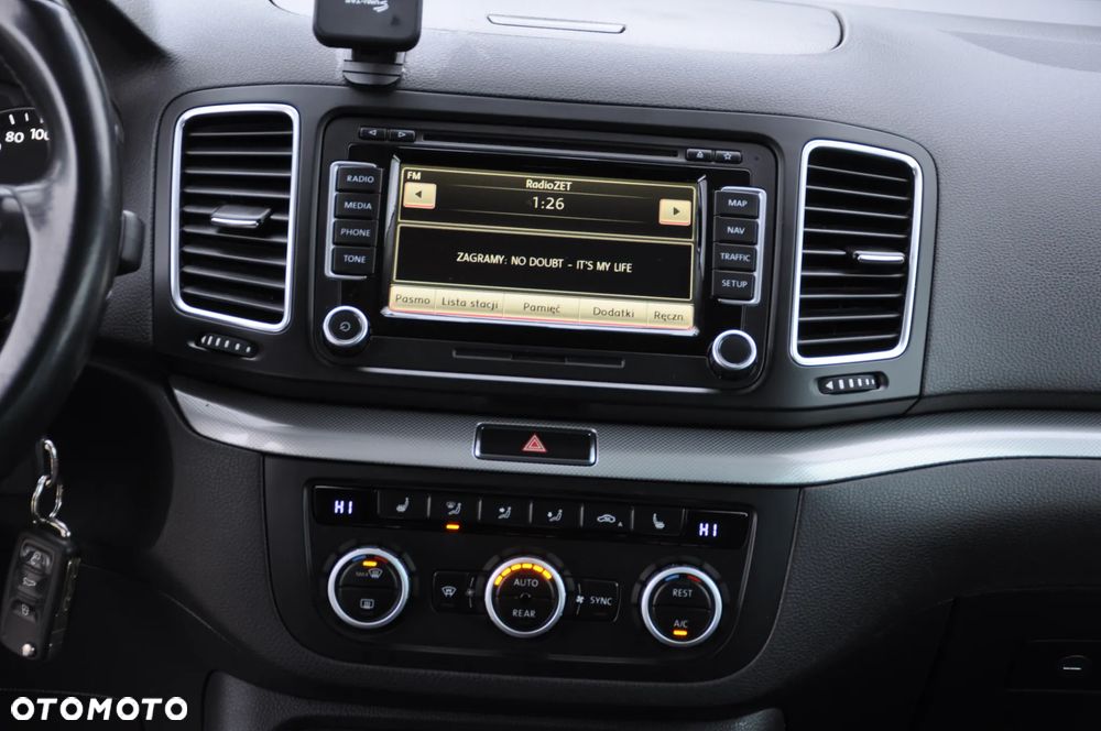 Volkswagen Sharan 2.0 TDI DSG BlueMotion Technology Comfortline - 30