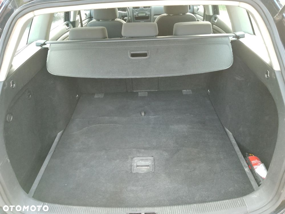 Volkswagen Golf - 13