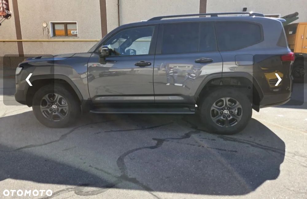 Toyota Land Cruiser - 8