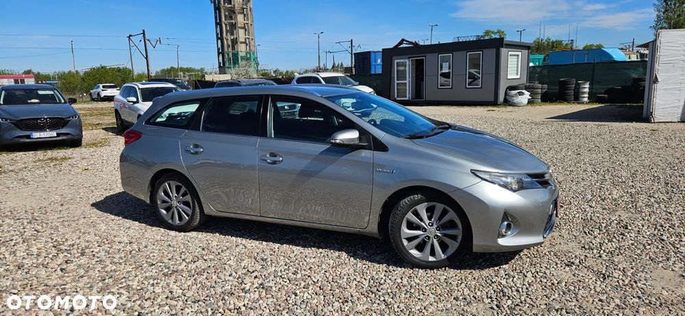 Toyota Auris 1.8 HSD Luna - 11