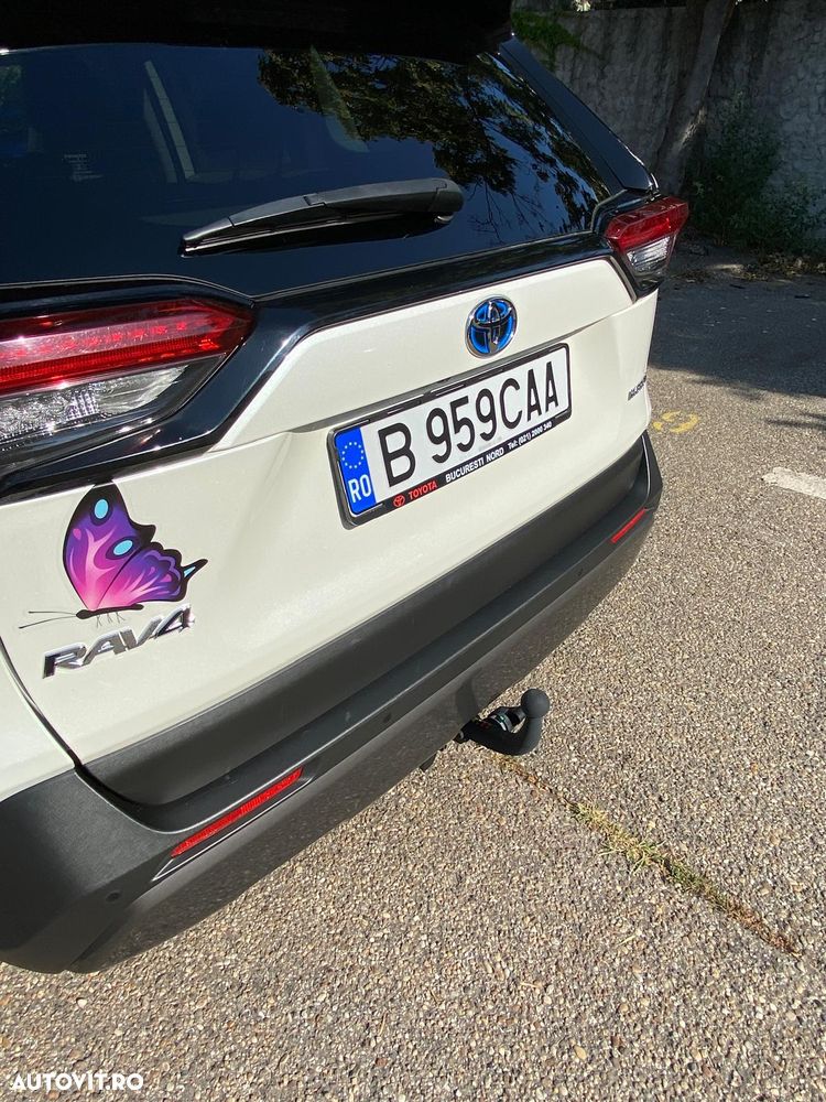 Toyota RAV4 - 4