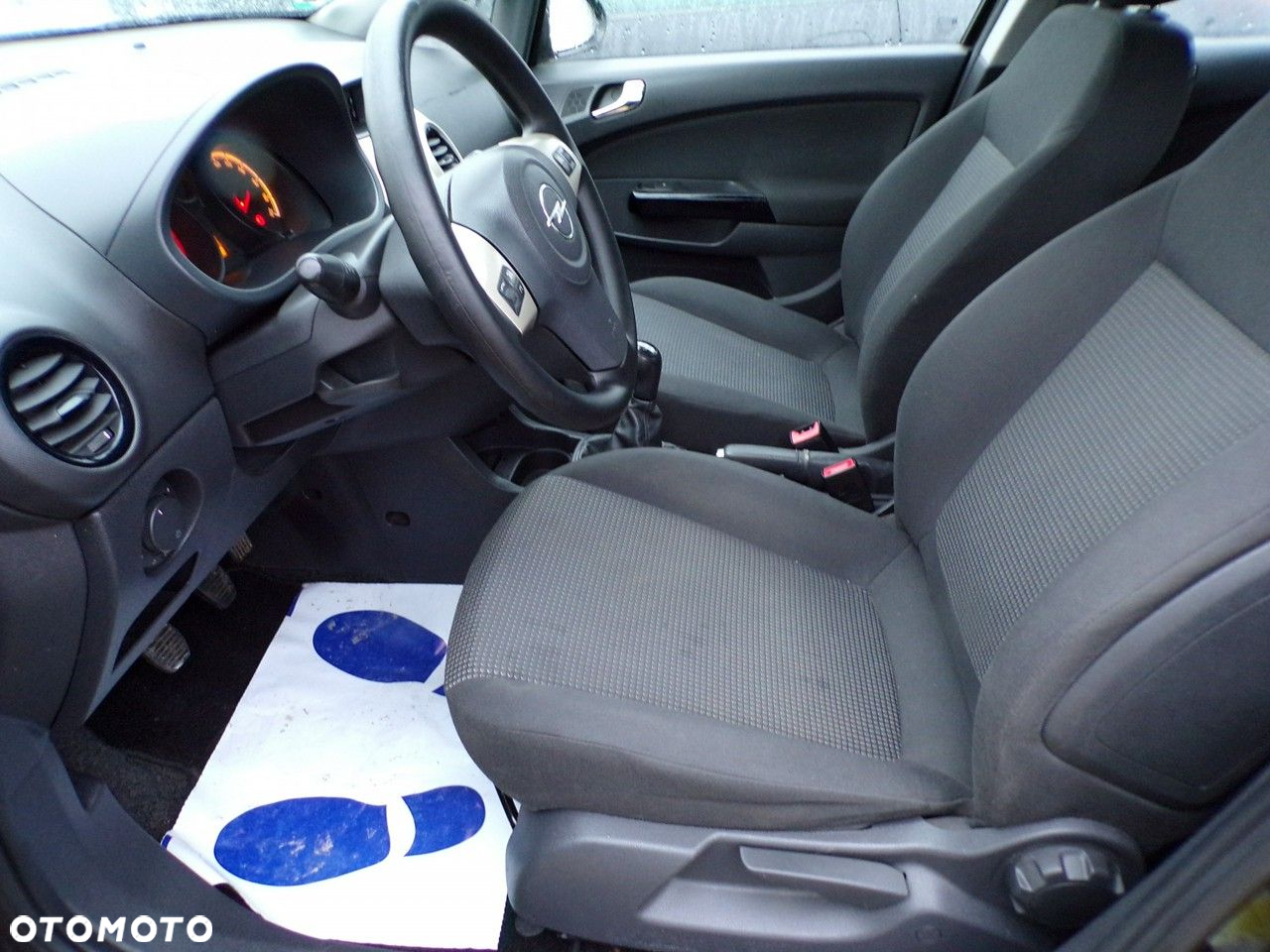Opel Corsa - 18
