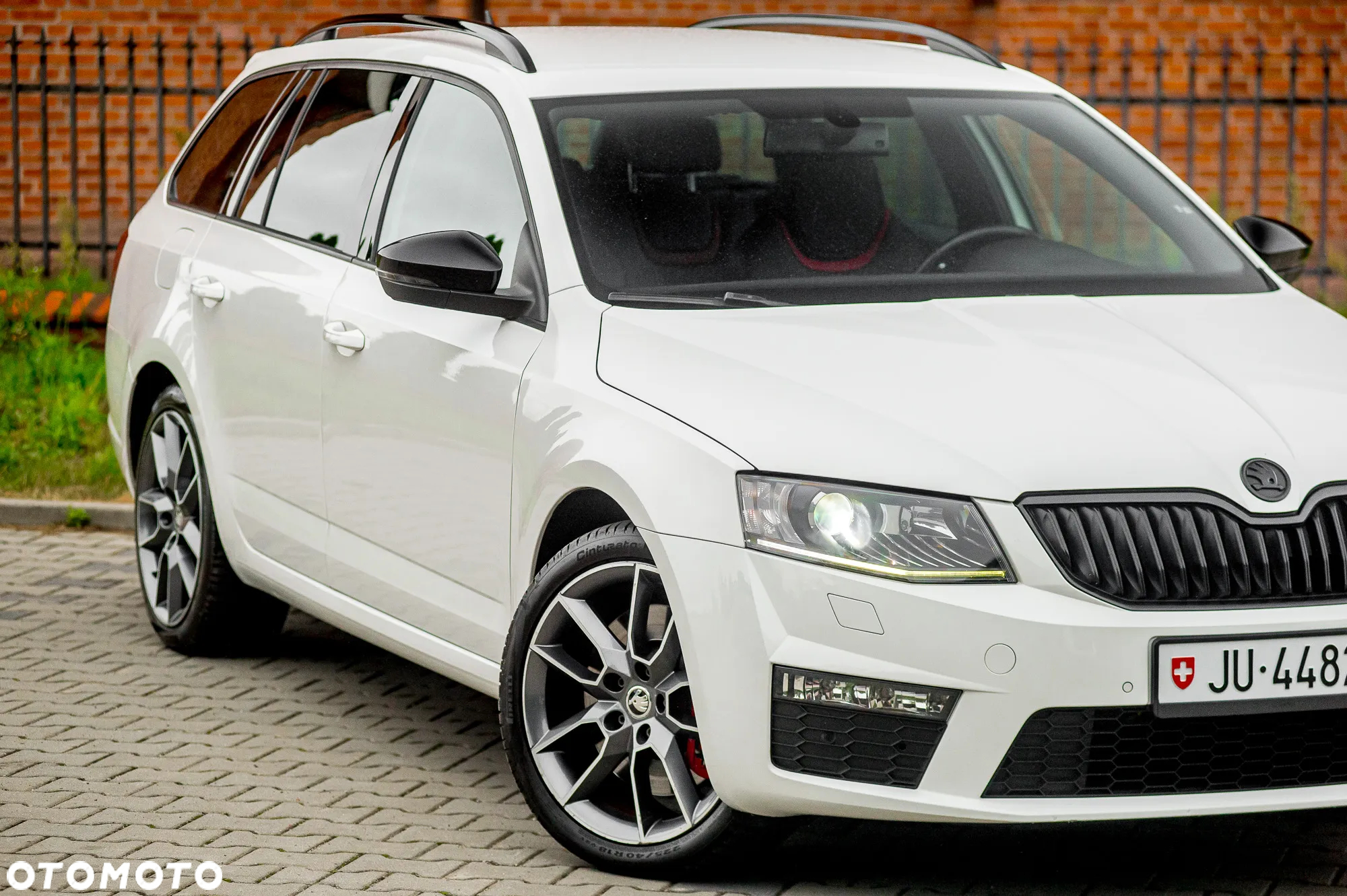 Skoda Octavia 2.0 TSI RS - 2