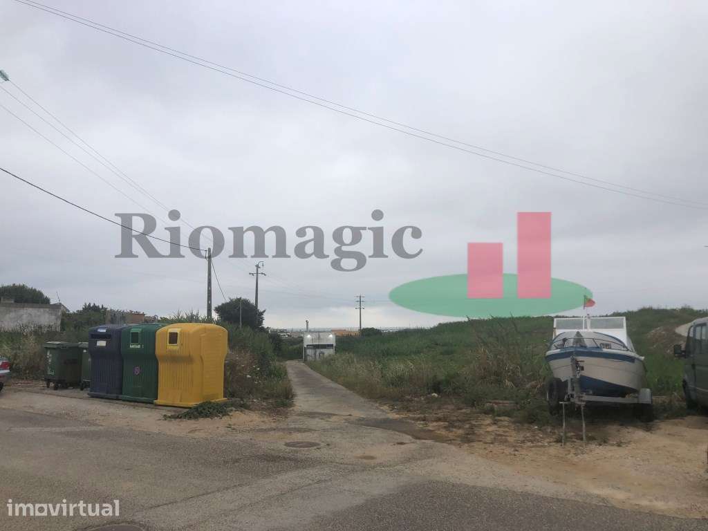 Terreno Rústico próximo da praia de São Bernardino em Peniche***RIO... - Grande imagem: 5/15