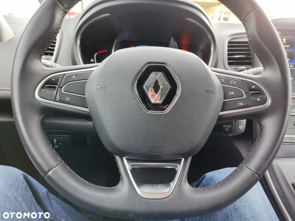 Renault Scenic - 17