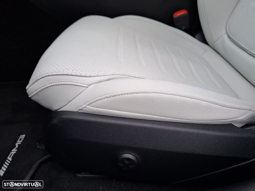 Mercedes-Benz C 300 e - 15