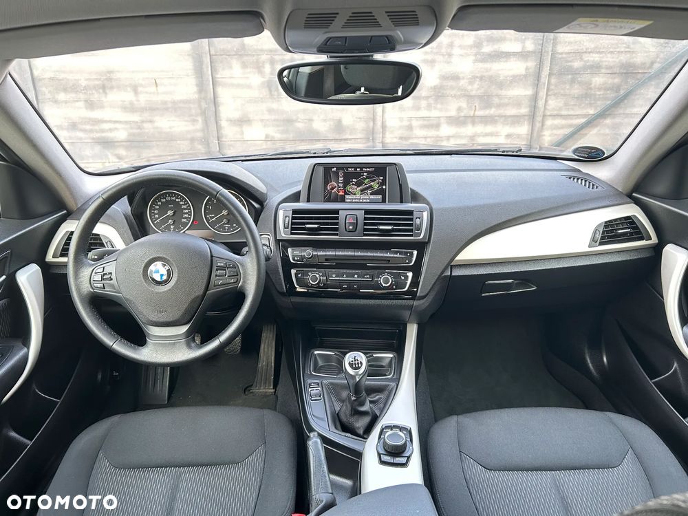 BMW Seria 1 116i - 12