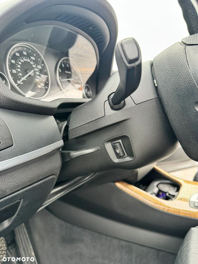 BMW X3 28i xDrive - 22