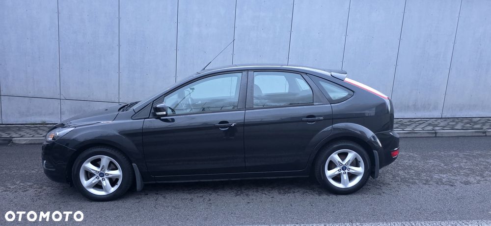 Ford Focus 2011 photo 3