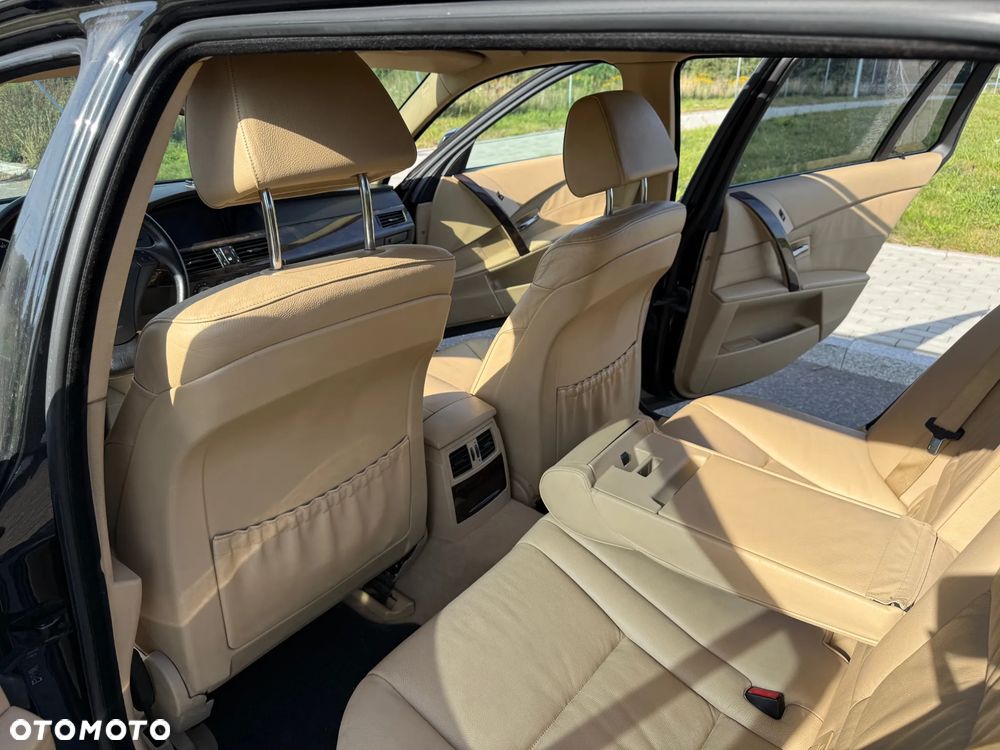 BMW Seria 5 - 11