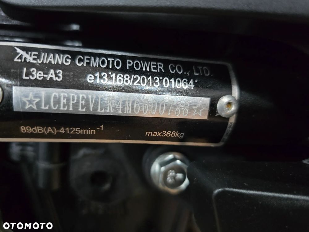 CFMoto MT - 16