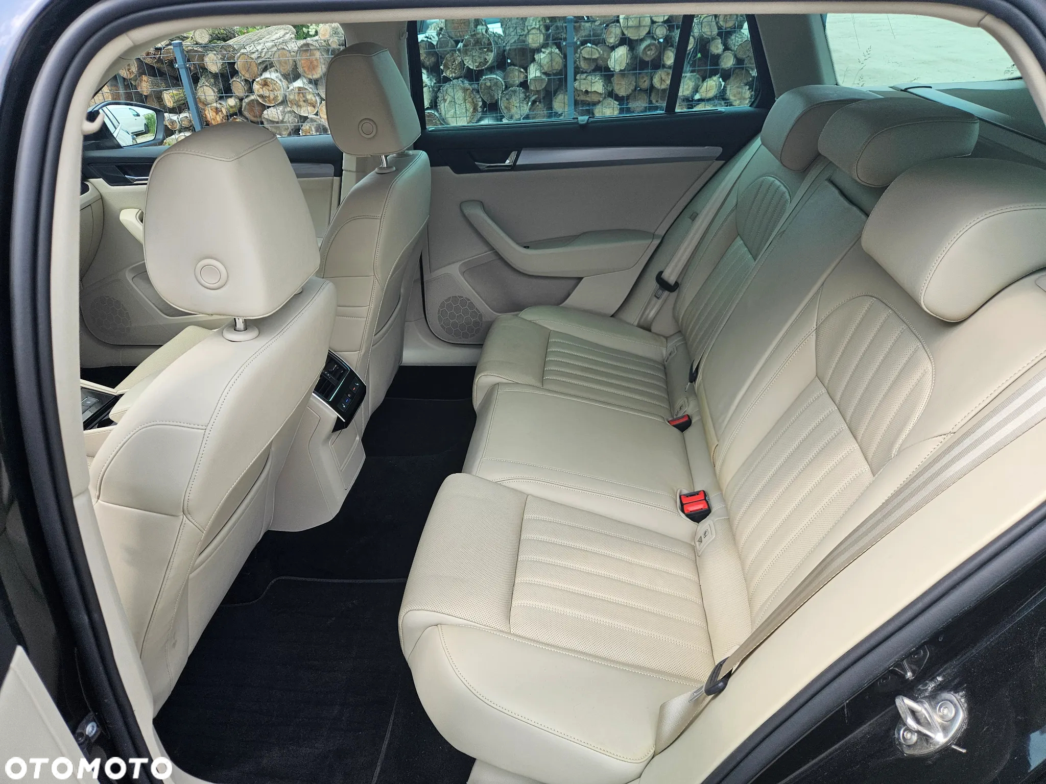 Skoda Superb Combi 2.0 TDI DSG Premium Edition - 21