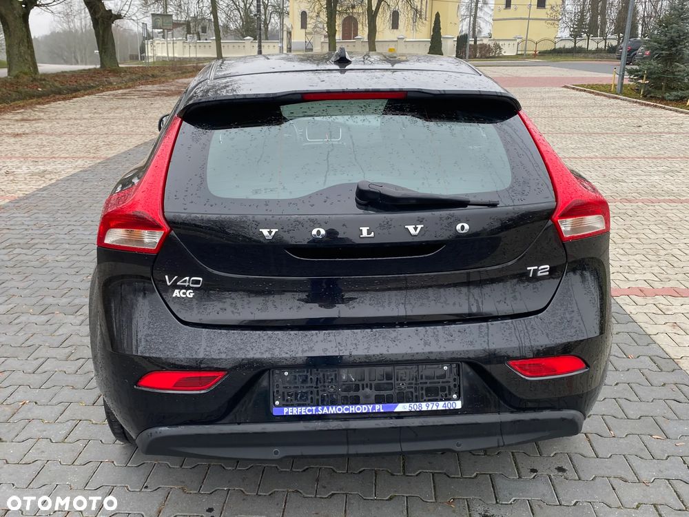 Volvo V40 - 10