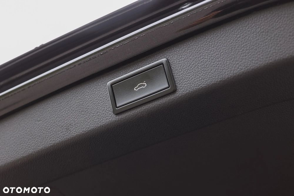 Skoda Superb 2.0 TDI 4x4 DSG Premium Edition - 24