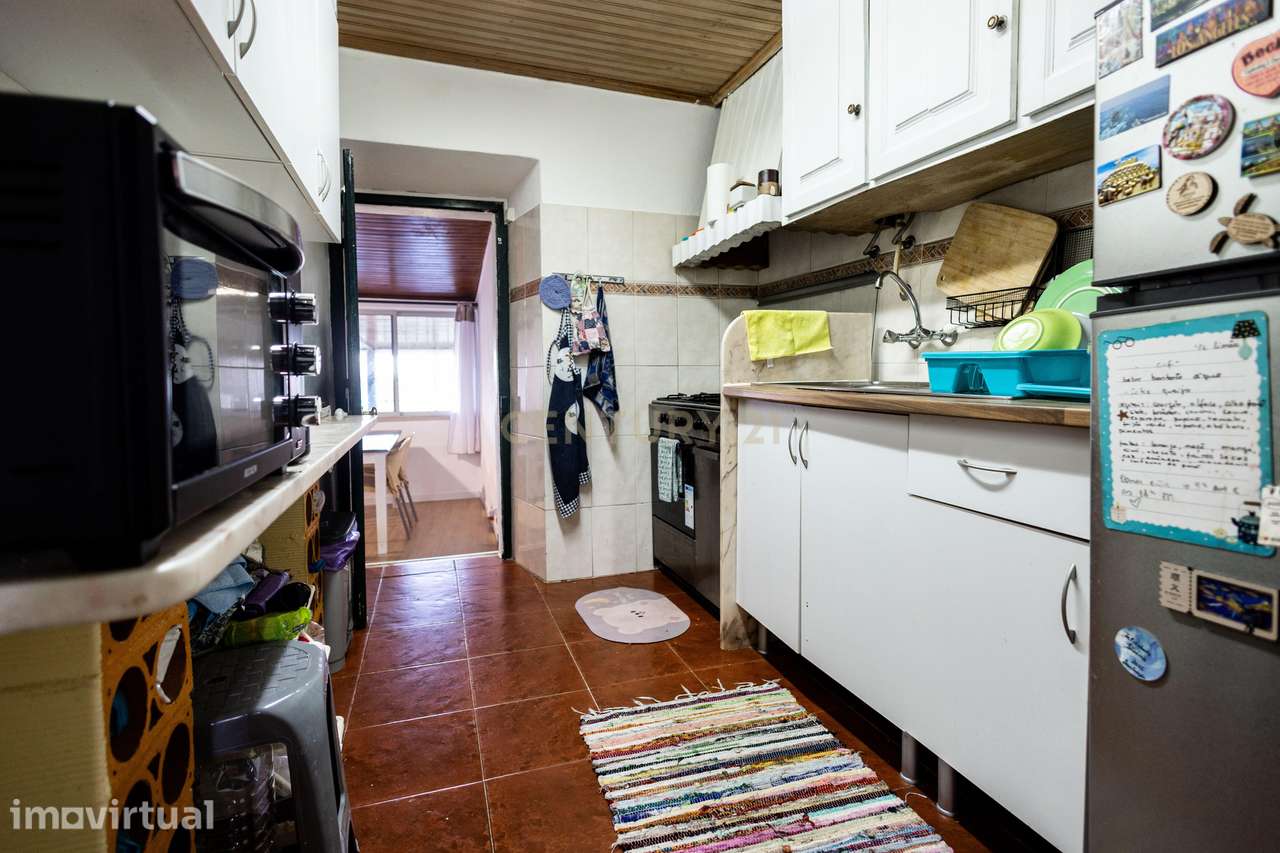 Casa T2 com Vista Desafogada | Entre Tomar e Torres Novas - Grande imagem: 2/26
