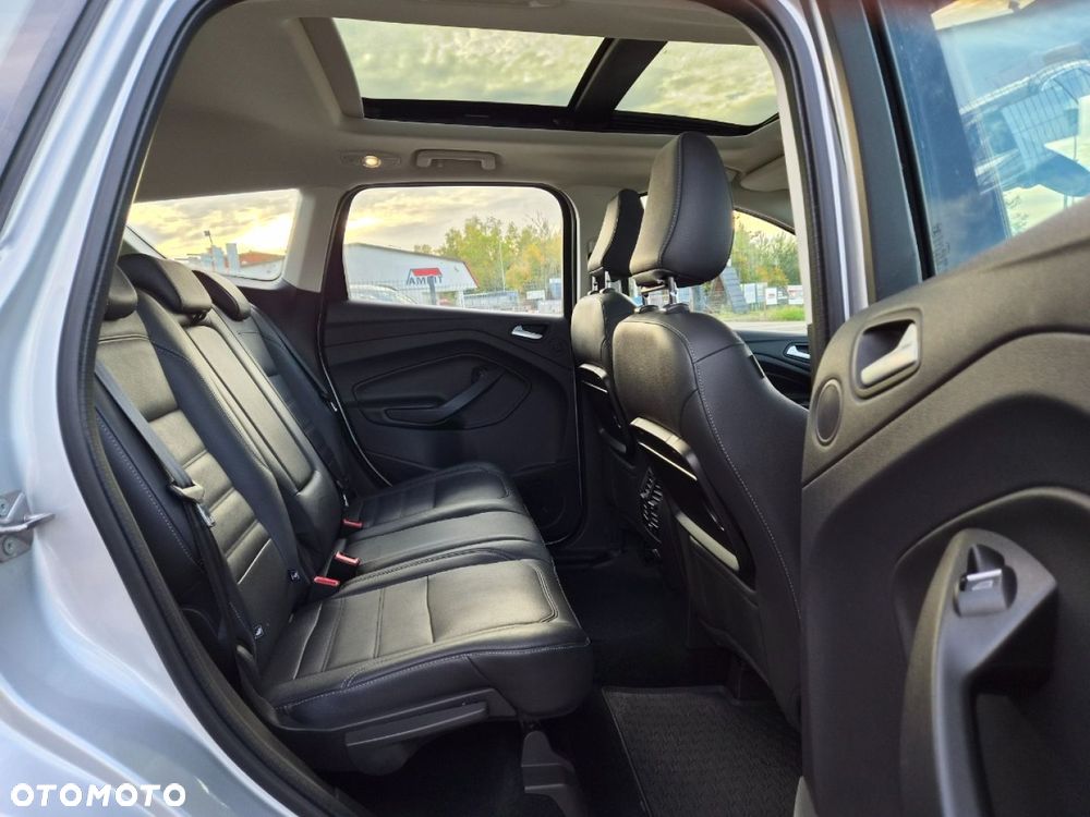Ford Kuga 2.0 TDCi 4x4 Titanium - 21