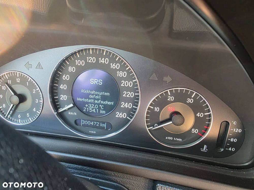 Mercedes-Benz CLK - 9
