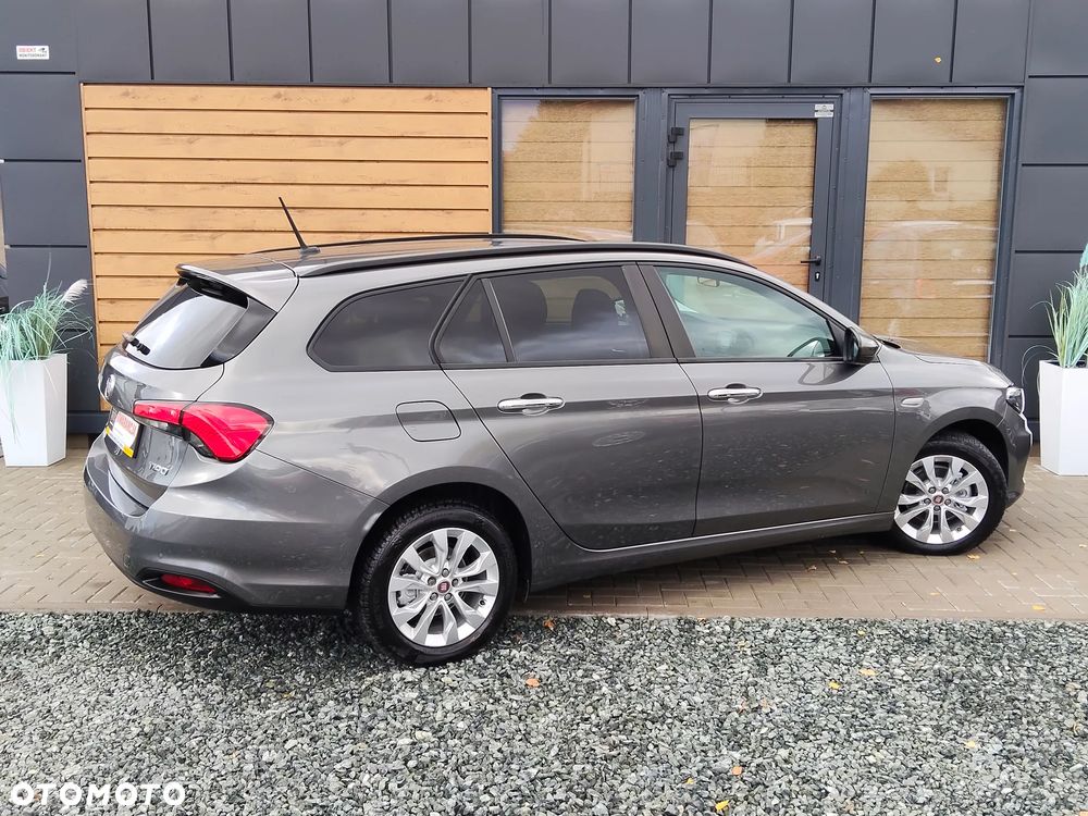 Fiat Tipo Kombi 1.4 T-Jet Lounge - 27