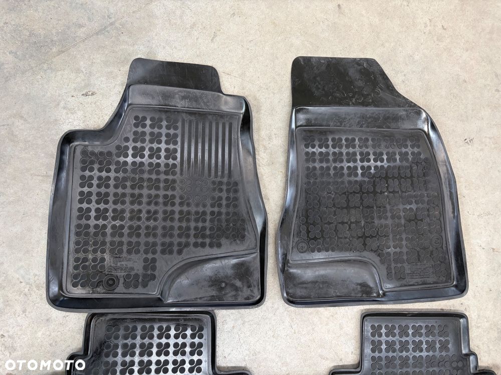 LECUS RX 350 DYWANIKI GUMOWE WKŁAD BAGAŻNIKA - 3