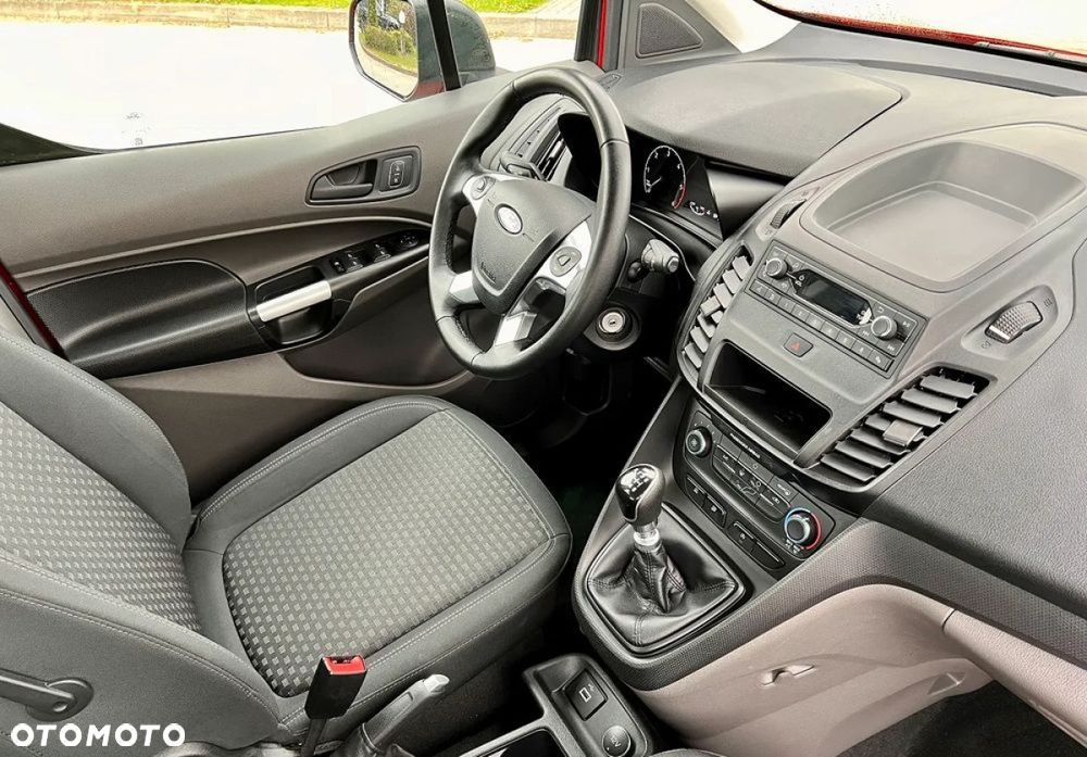 Ford Tourneo Connect 1.5 TDCi Start-Stop Titanium - 26
