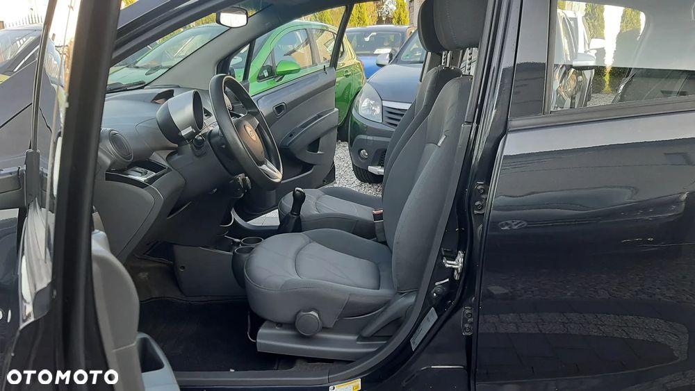 Chevrolet Spark - 10