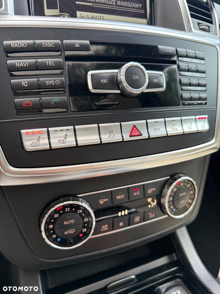 Mercedes-Benz GL 350 BlueTec 4-Matic - 33