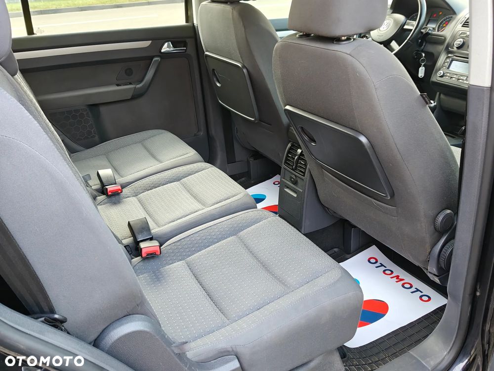 Volkswagen Touran 2.0 FSI Highline - 7