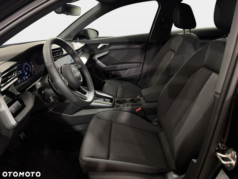 Audi A3 Sportback - 16