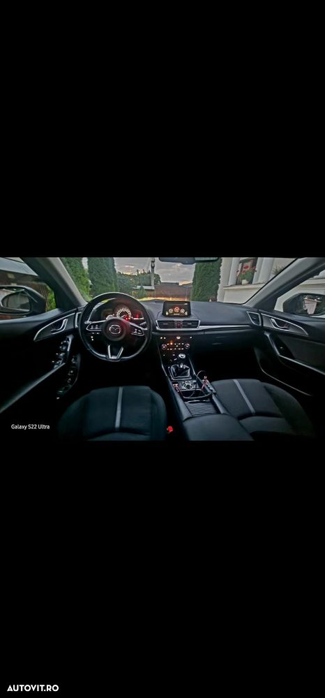 Mazda 3 G120 Attraction - 4