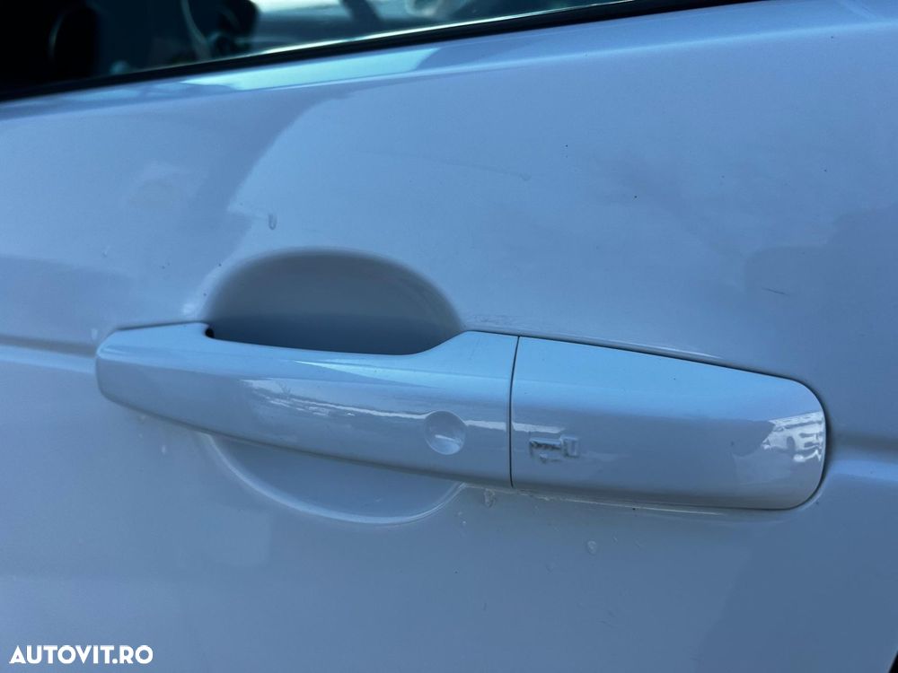 Land Rover Discovery - 34