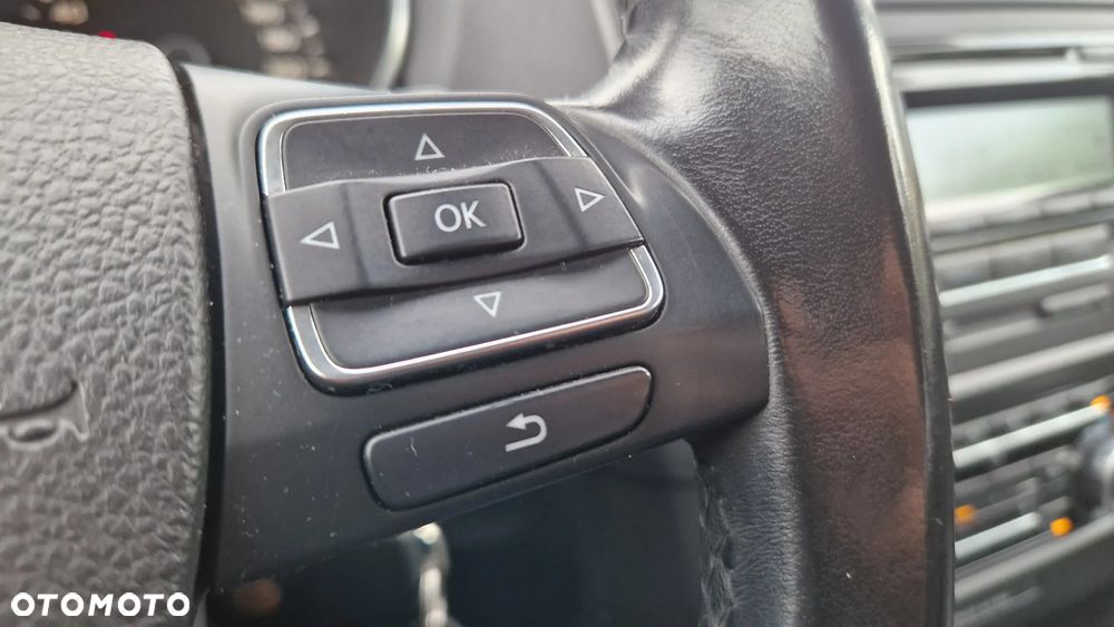 Volkswagen Golf VI 1.6 Highline DSG - 15