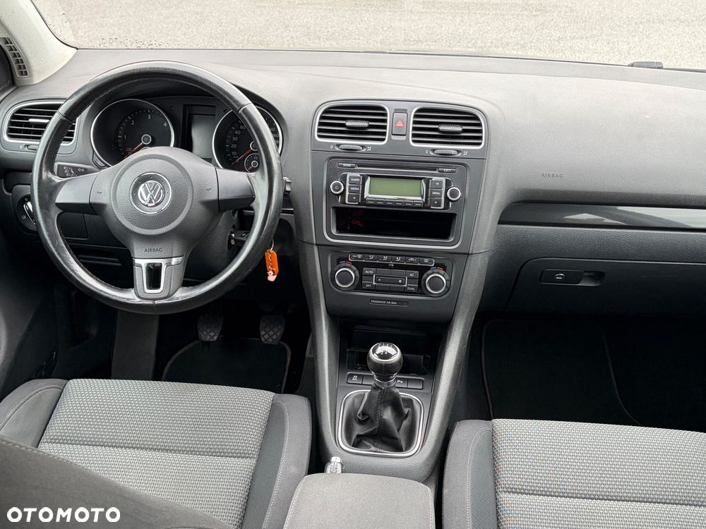 Volkswagen Golf 1.6 TDI Comfortline - 11