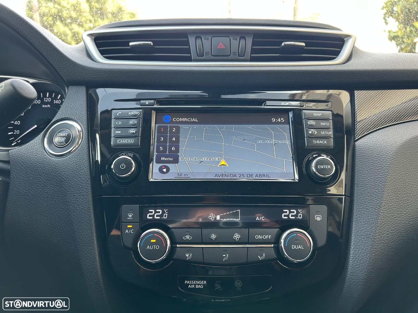 Nissan X-Trail 1.6 dCi N-Connecta - 27