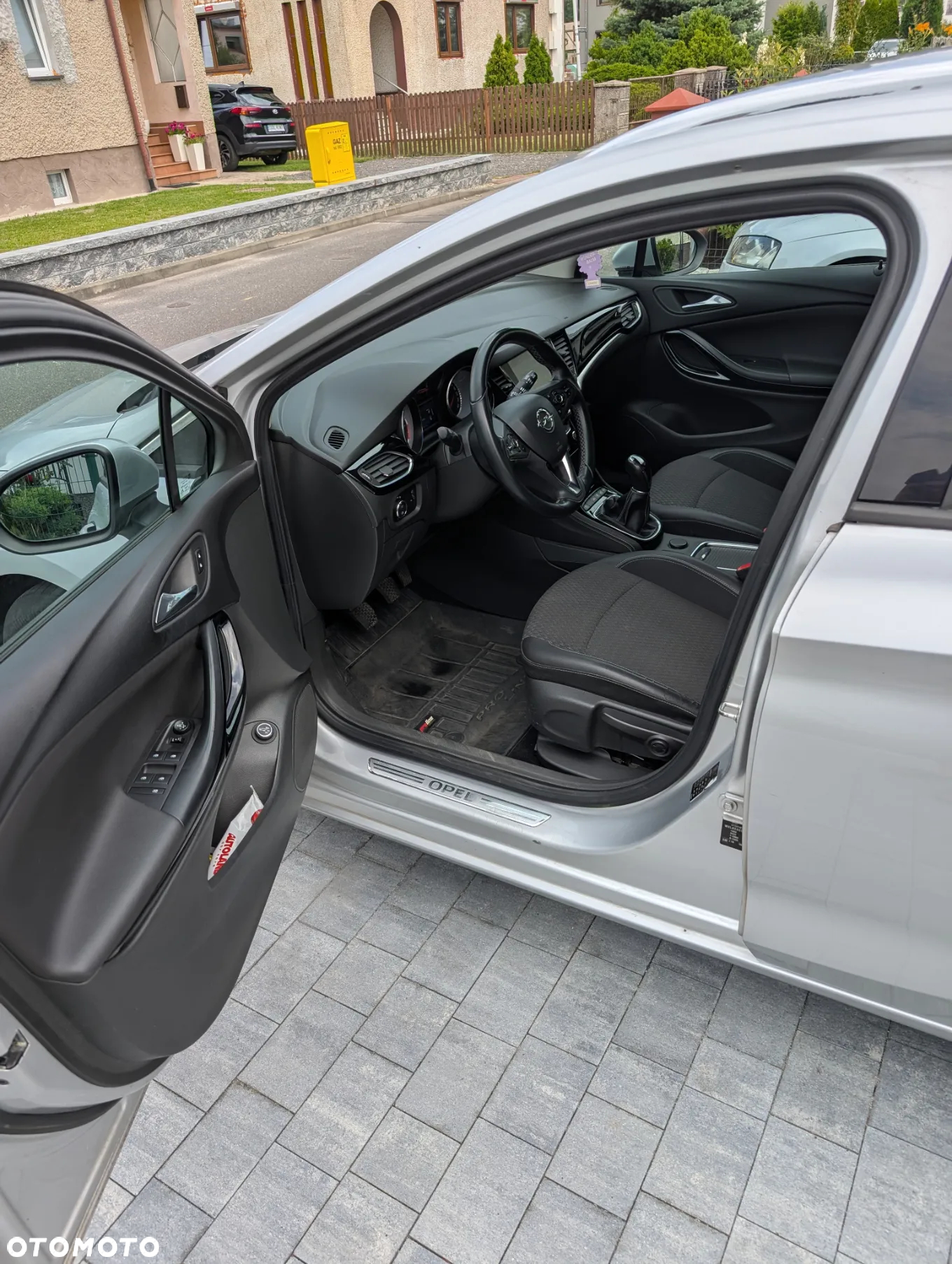 Opel Astra V 1.6 CDTI Dynamic S&S - 10