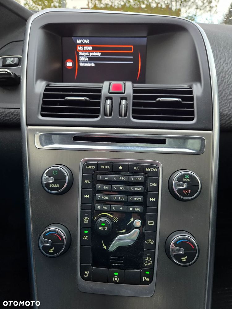 Volvo XC 60 D5 AWD Summum - 16