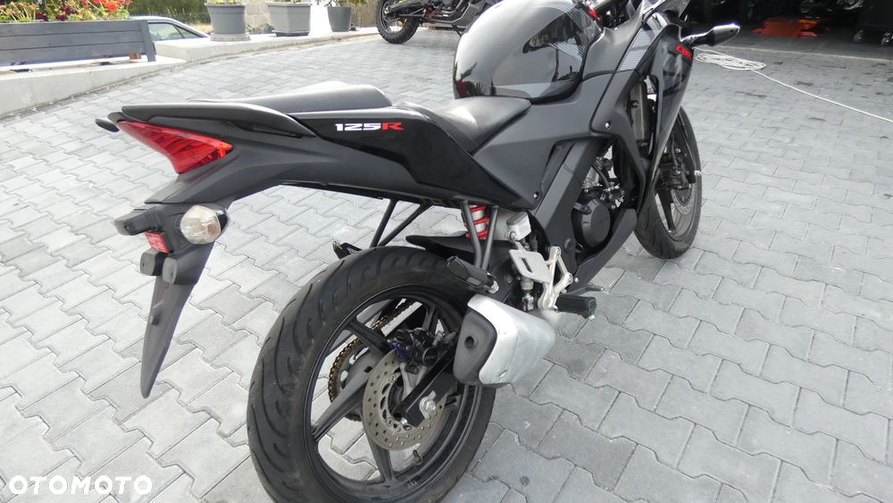 Honda CBR - 8