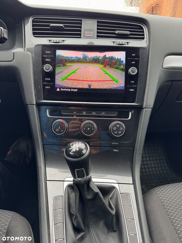 Volkswagen Golf Variant 1.6 TDI SCR Trendline - 19