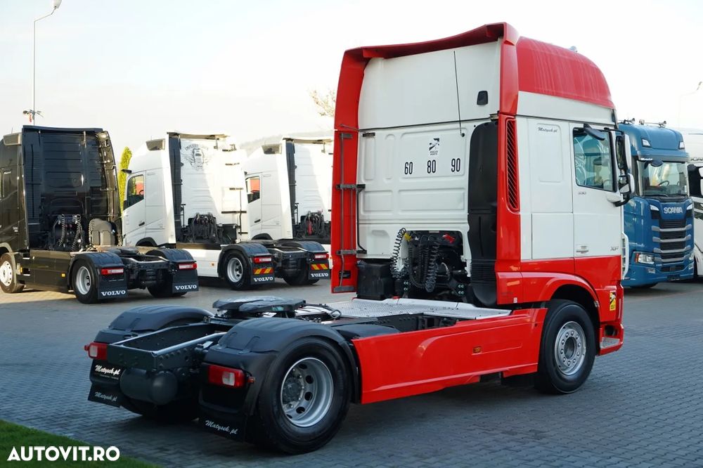 DAF XF 530 / RETARDER / AER CONDIȚIONAT PARCARE / CABINĂ SUPER SPACE / - 10