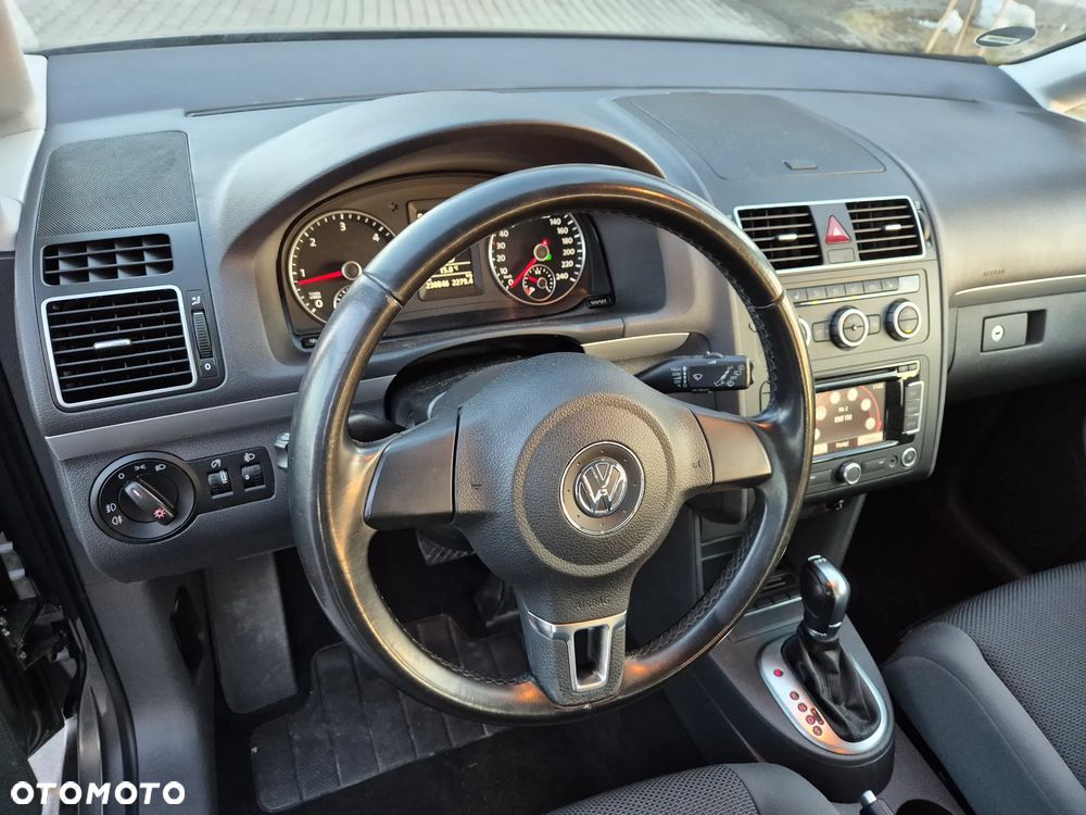 Volkswagen Touran 1.6 TDI DPF BlueMotion Technology DSG Comfortline - 5