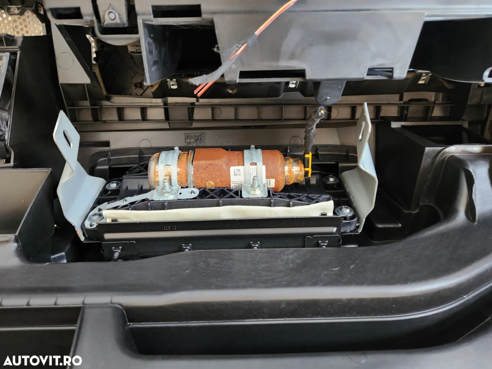 Plansa Bord Airbag Sofer Airbag Pasager Vw Golf 6 VI Volan Stanga Europa - 9